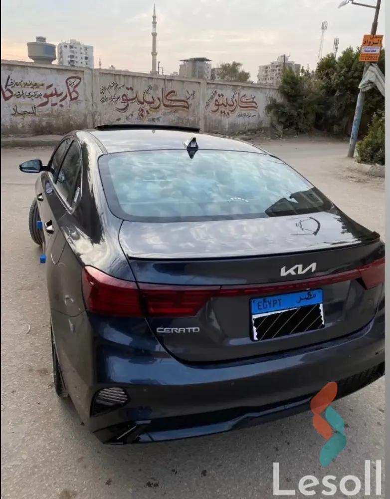 كيا سيراتو اوتوماتك مستعملة رمادي داكن موديل 2022
