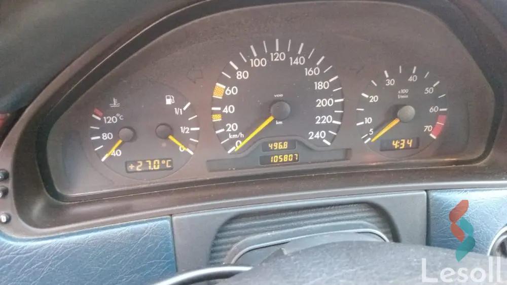 مرسيدس بنز اي ٢٠٠ اوتوماتك مستعملة أبيض موديل 1998 - صورة 3