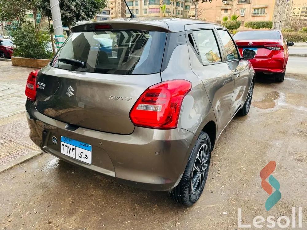 سوزوكي سويفت اوتوماتك مستعملة شمبان موديل 2022 - كل الصور