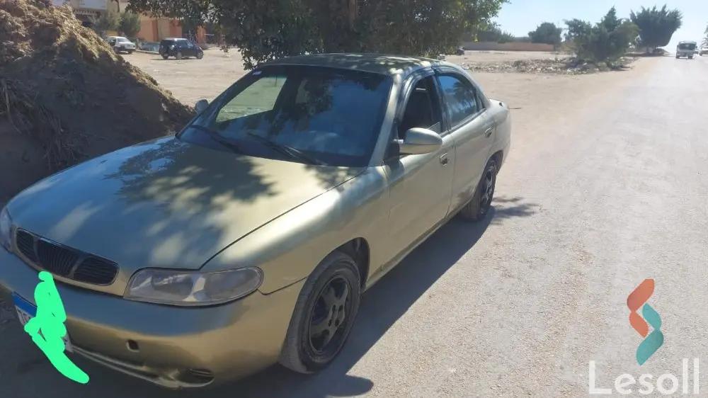 دايو نوبيرا مانيوال مستعملة ذهبي موديل 1997 - صورة 3