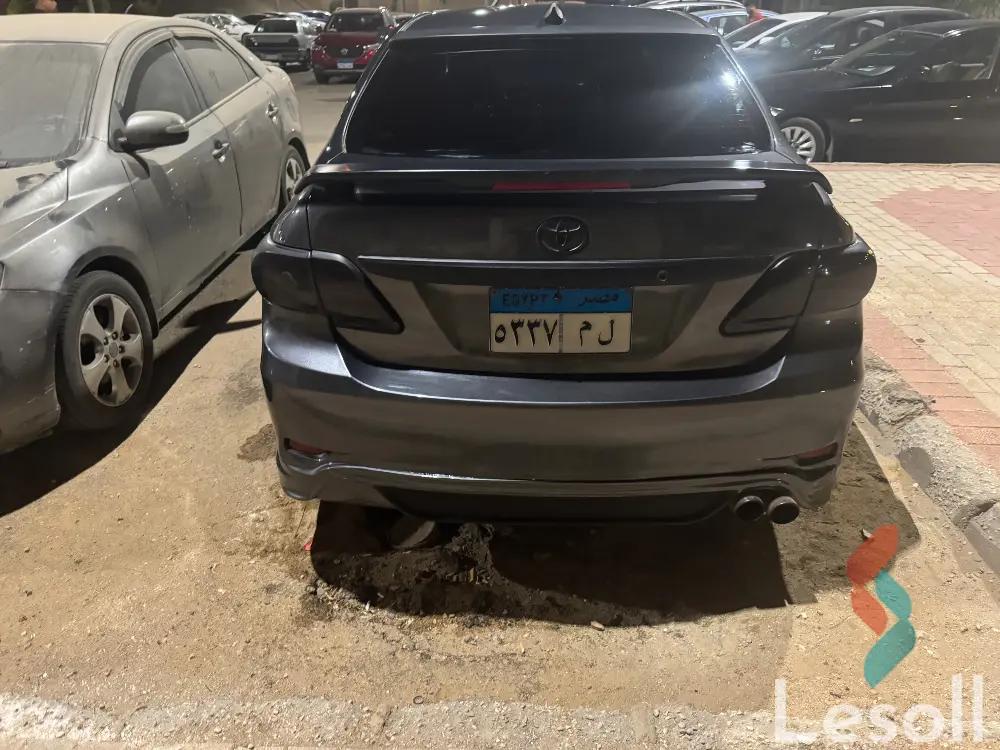 تويوتا كورولا اوتوماتك مستعملة رمادي داكن موديل 2011 - كل الصور