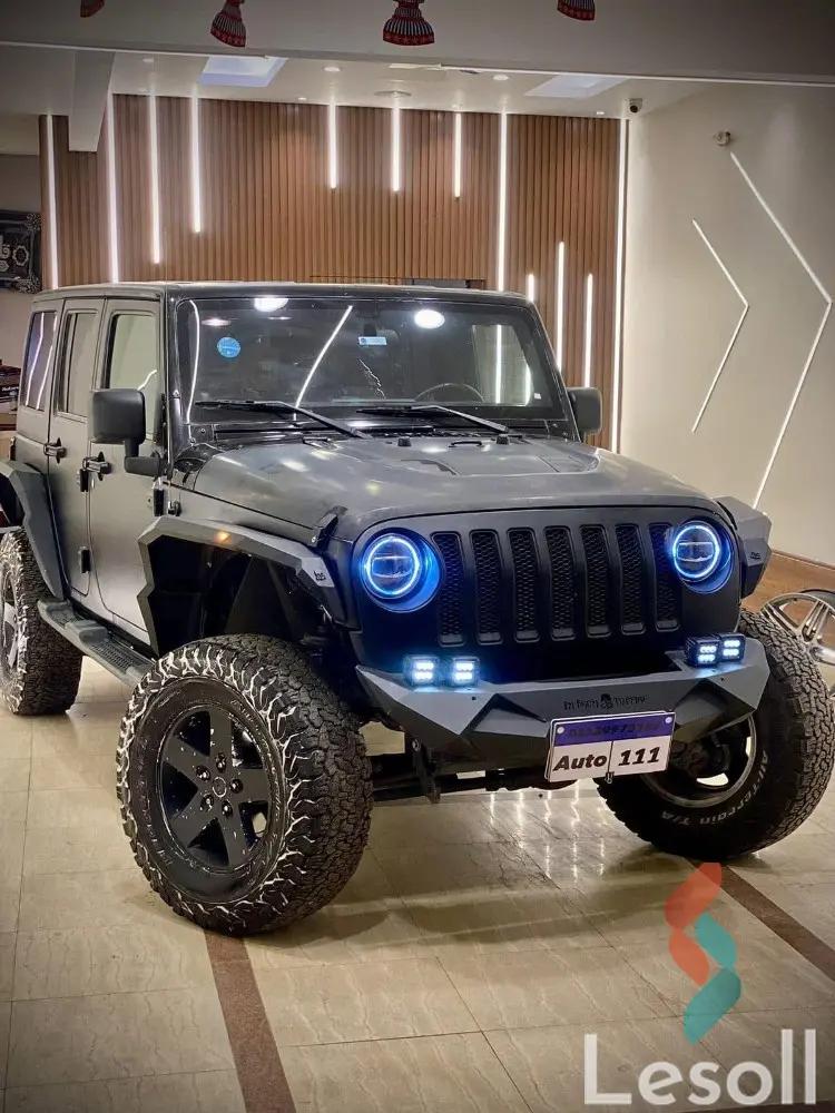 جيب رانجلر اوتوماتك جديدة أسود موديل 2024