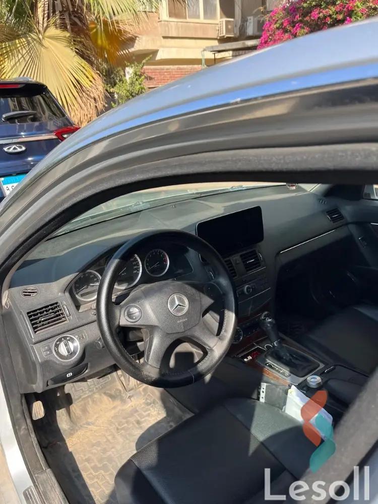 مرسيدس بنز ١٨٠ سي اوتوماتك مستعملة فضي موديل 2011 - كل الصور