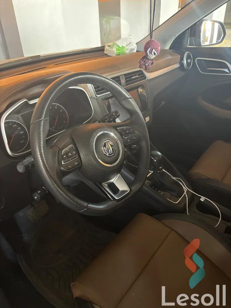 ام جى زد إس اوتوماتك مستعملة أسود موديل 2024 - كل الصور