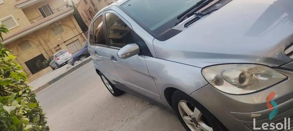 مرسيدس بنز بي ١٨٠ اوتوماتك مستعملة فضي موديل 2007