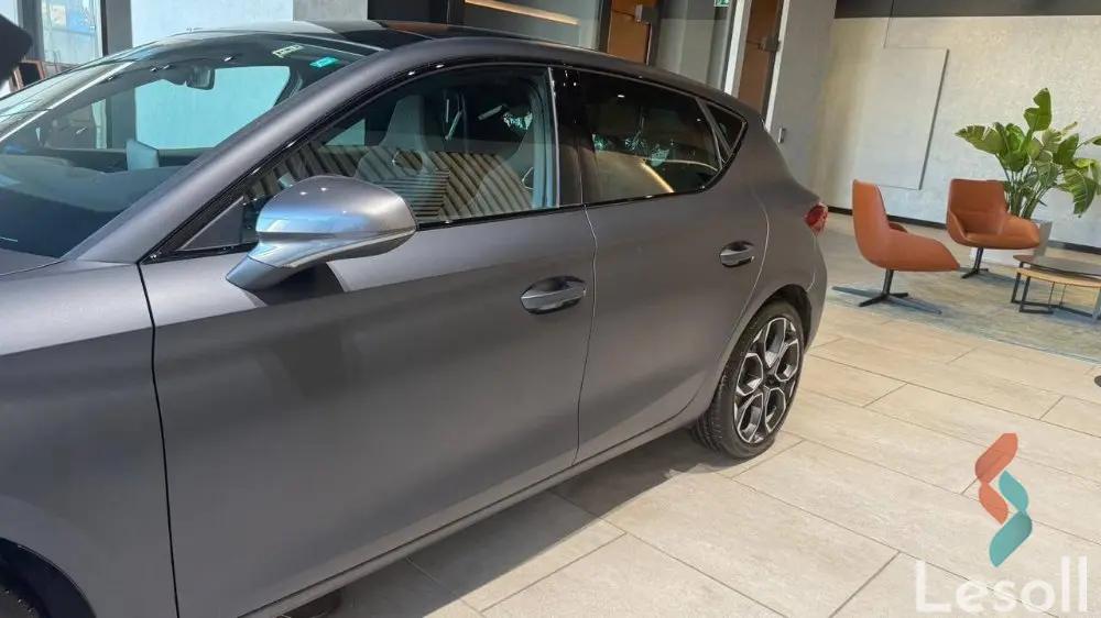 كوبرا ليون اوتوماتك جديدة فضي موديل 2025