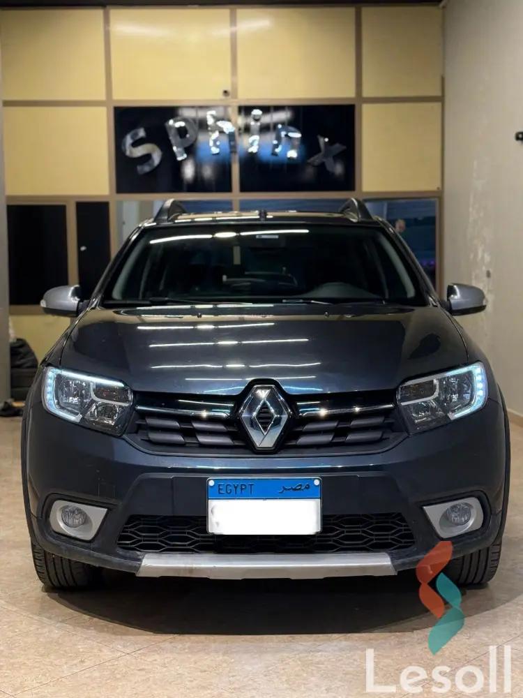 رينو سانديرو اوتوماتك مستعملة أزرق موديل 2022 - الصورة الرئيسية