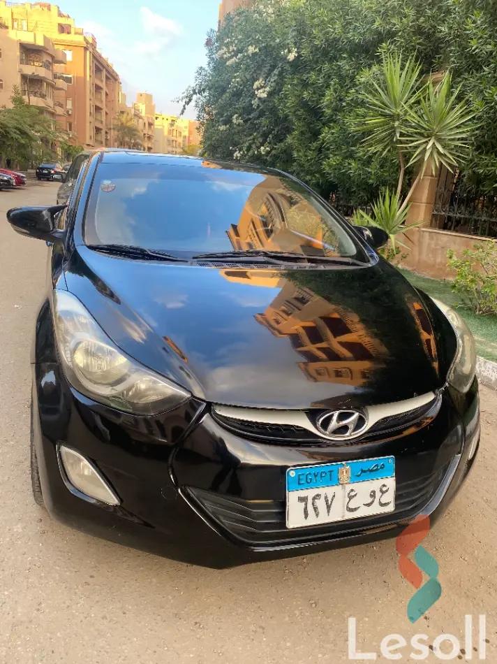 Hyundai elantra automatic used black model 2013 - Image 4