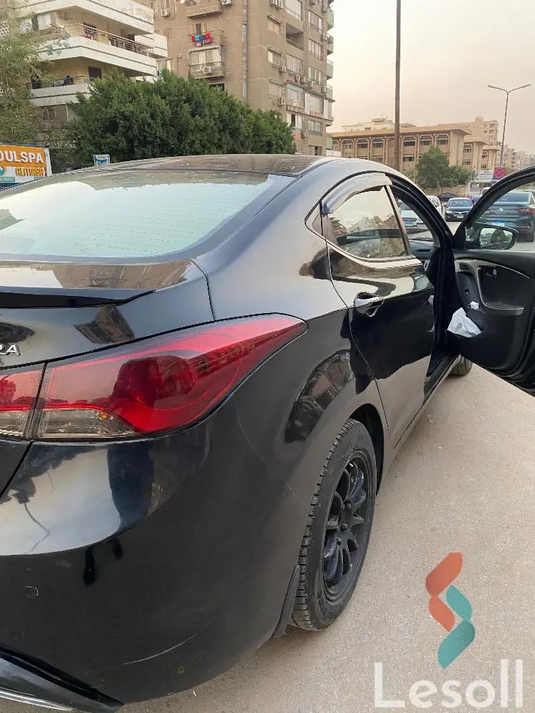 Hyundai elantra automatic used black model 2013 - Image 2