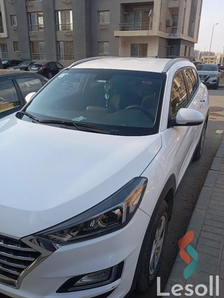 هيونداي توسان اوتوماتك مستعملة أبيض موديل 2021 - كل الصور