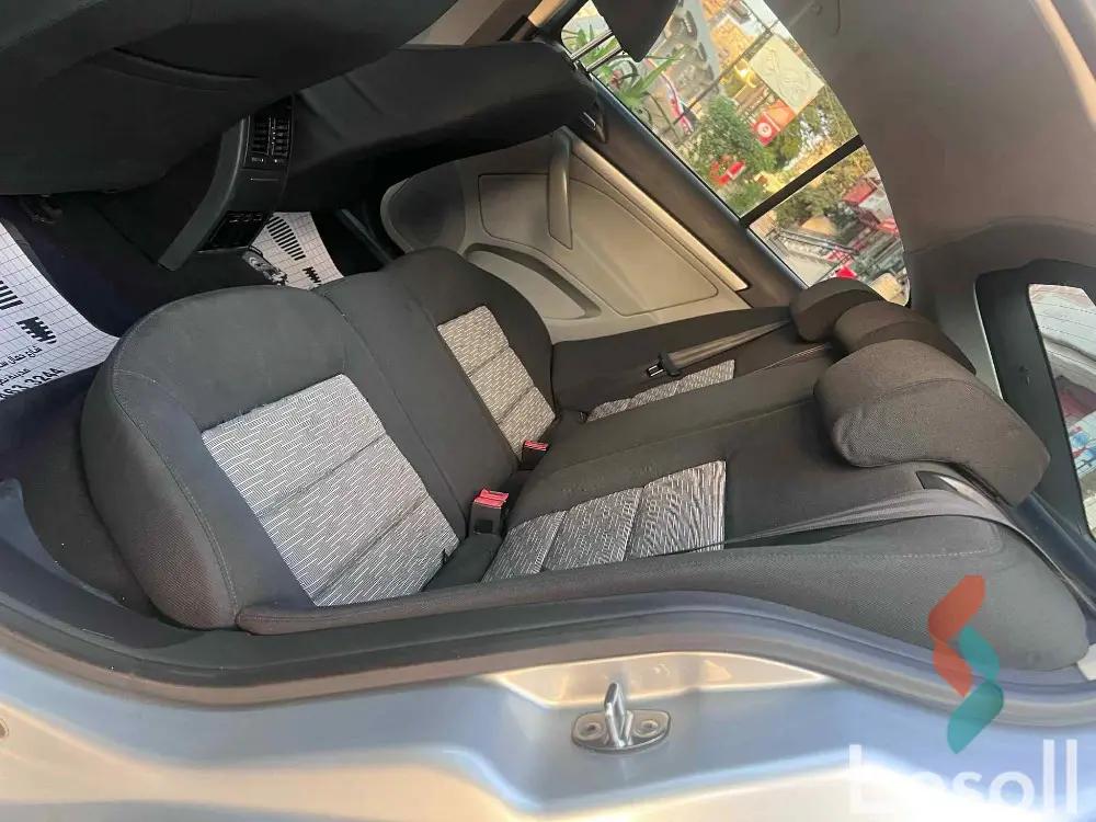 سكودا أوكتافيا اوتوماتك مستعملة فضي موديل 2012