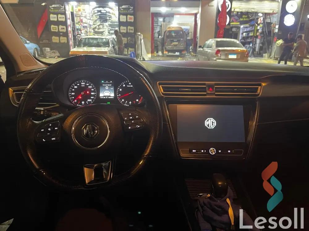 MG 5 automatic used blue model 2021