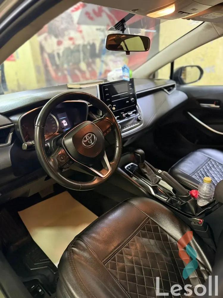 تويوتا كورولا اوتوماتك مستعملة برونزي موديل 2020 - كل الصور