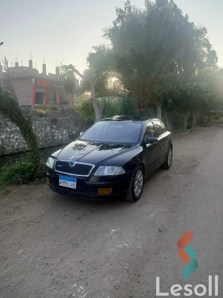 سكودا أوكتافيا اوتوماتك مستعملة أسود موديل 2007