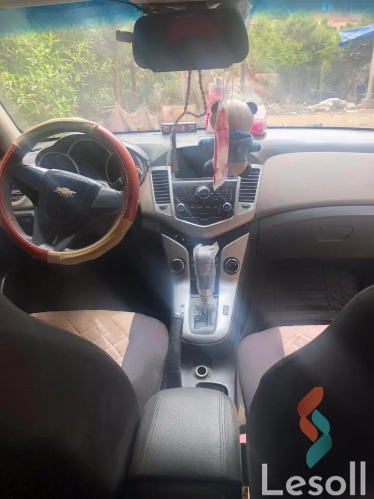 شيفروليه كروز اوتوماتك مستعملة فضي موديل 2010 - كل الصور