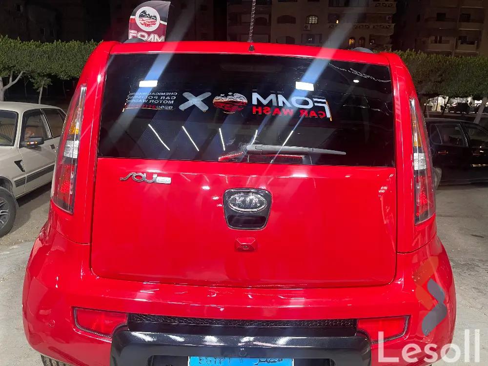 كيا سول اوتوماتك مستعملة أحمر موديل 2009