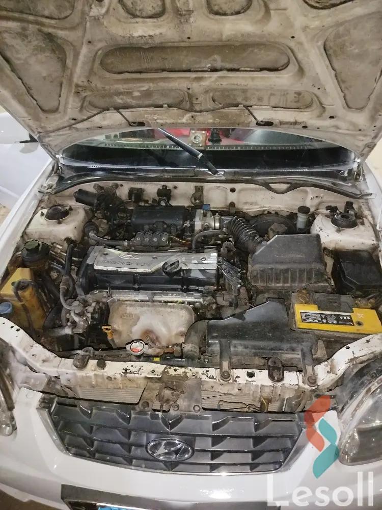 هوندا فيزل مانيوال مستعملة أبيض موديل 2010