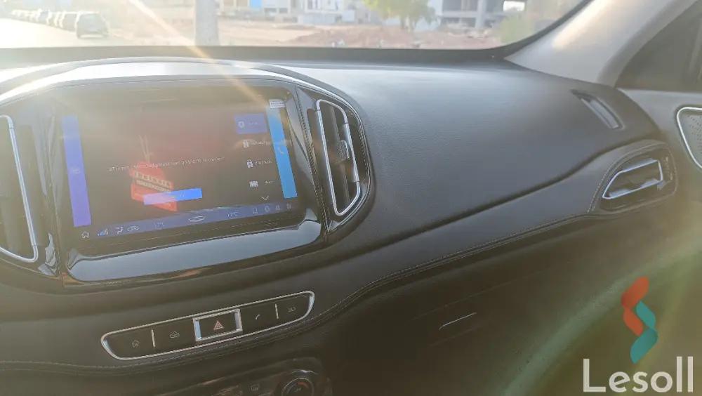 شيري تيجو 7 اوتوماتك مستعملة رمادي داكن موديل 2025 - صورة 4