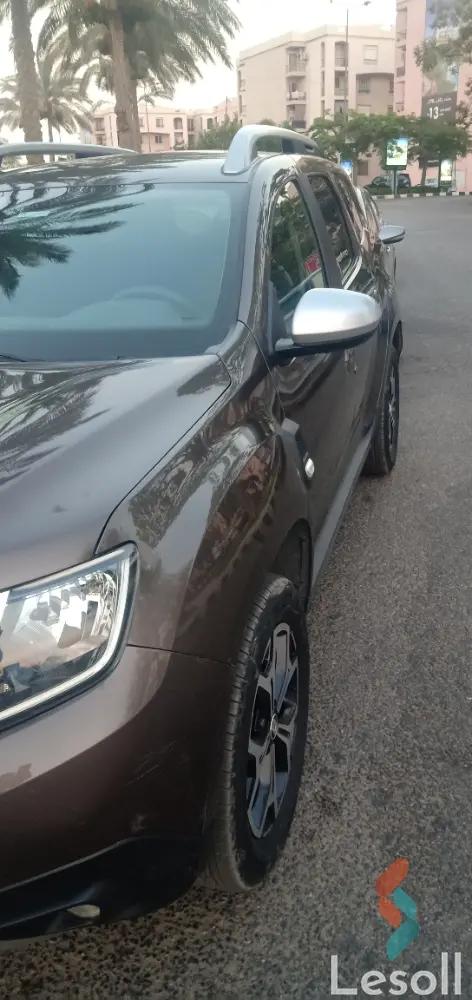 رينو دستر اوتوماتك مستعملة برونزي موديل 2019 - كل الصور