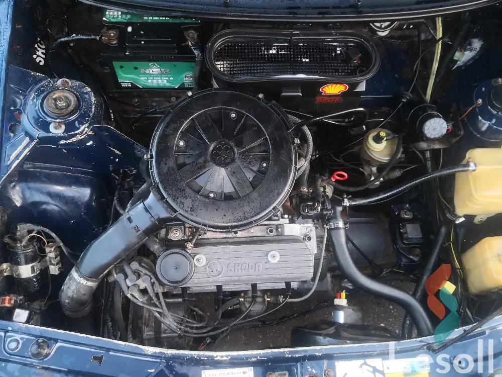 سكودا فيلسيا مانيوال مستعملة كحلي موديل 1997