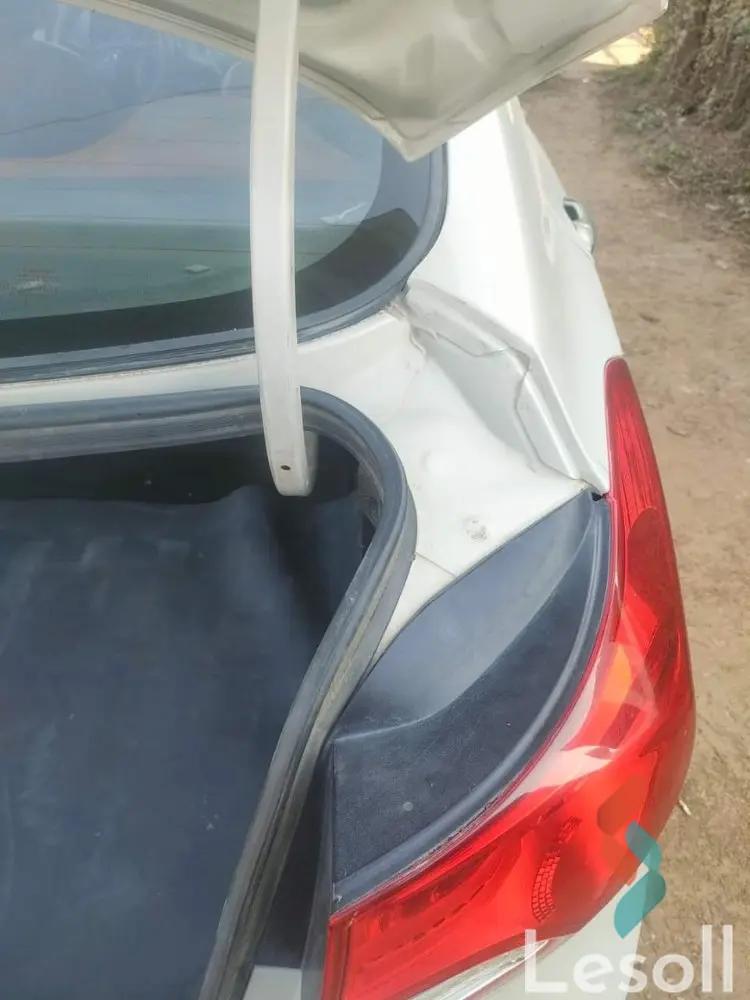 هيونداي إلنترا اوتوماتك مستعملة بيج موديل 2014 - صورة 3