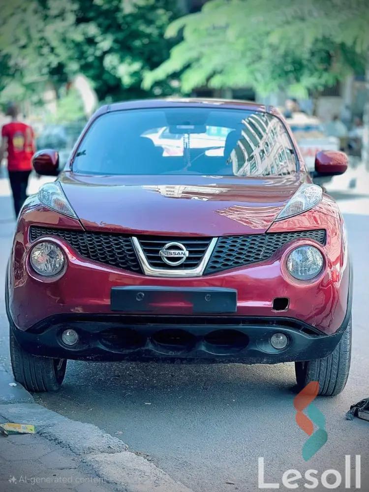 نيسان جوك اوتوماتك مستعملة أحمر موديل 2014 - صورة 2