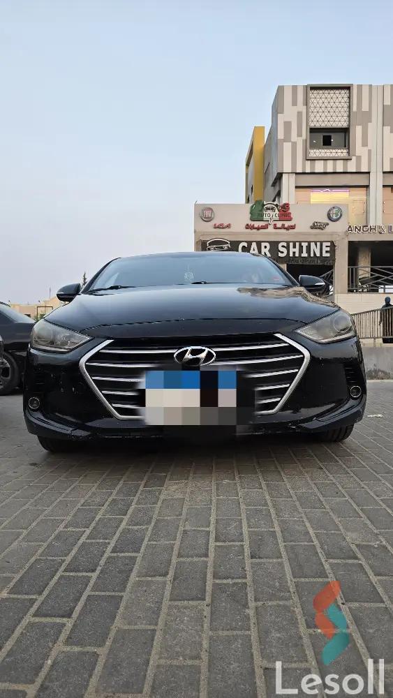 هيونداي إلنترا اوتوماتك مستعملة أسود موديل 2017 - صورة 3