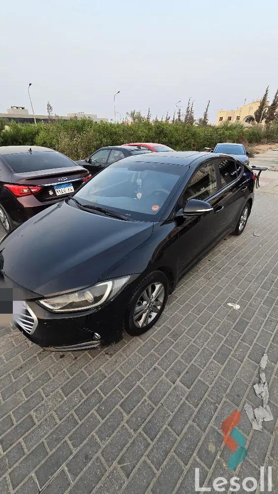 هيونداي إلنترا اوتوماتك مستعملة أسود موديل 2017 - صورة 2