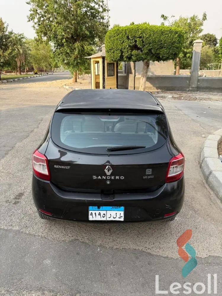 رينو سانديرو اوتوماتك مستعملة أسود موديل 2017 - كل الصور