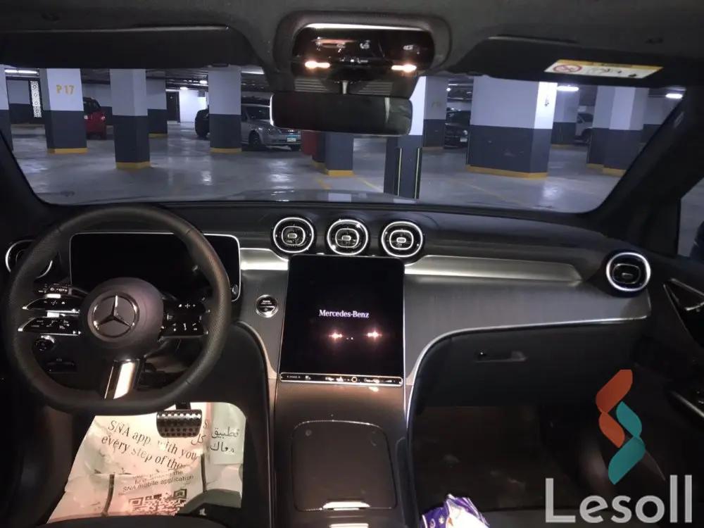 مرسيدس بنز جي ال سي ٣٠٠ اوتوماتك جديدة أسود موديل 2023