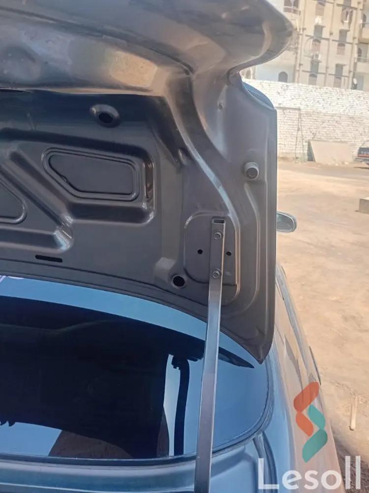 دايو لانوس مانيوال مستعملة رمادي داكن موديل 2015