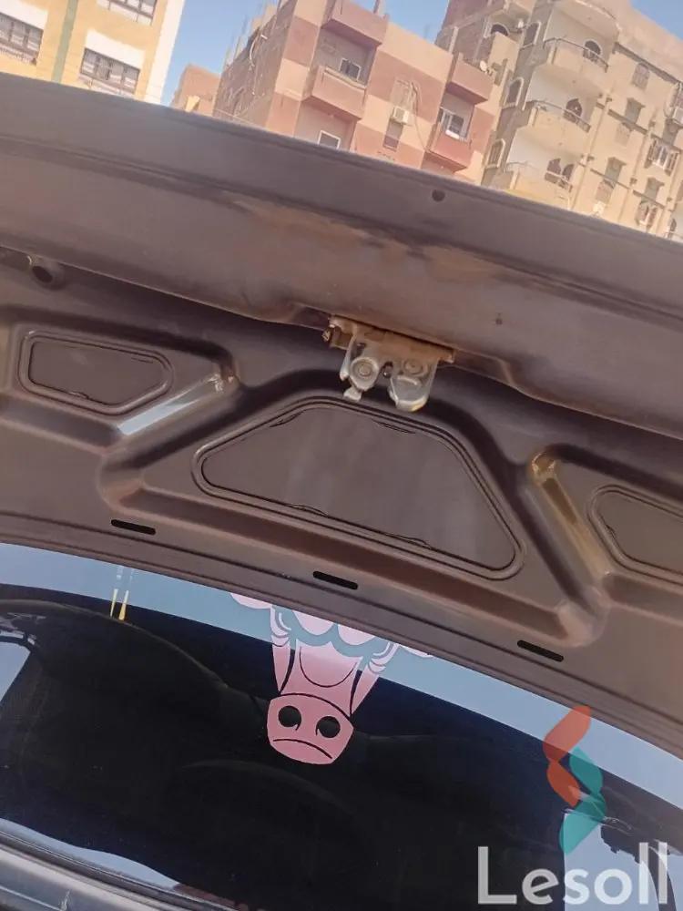 دايو لانوس مانيوال مستعملة رمادي داكن موديل 2015