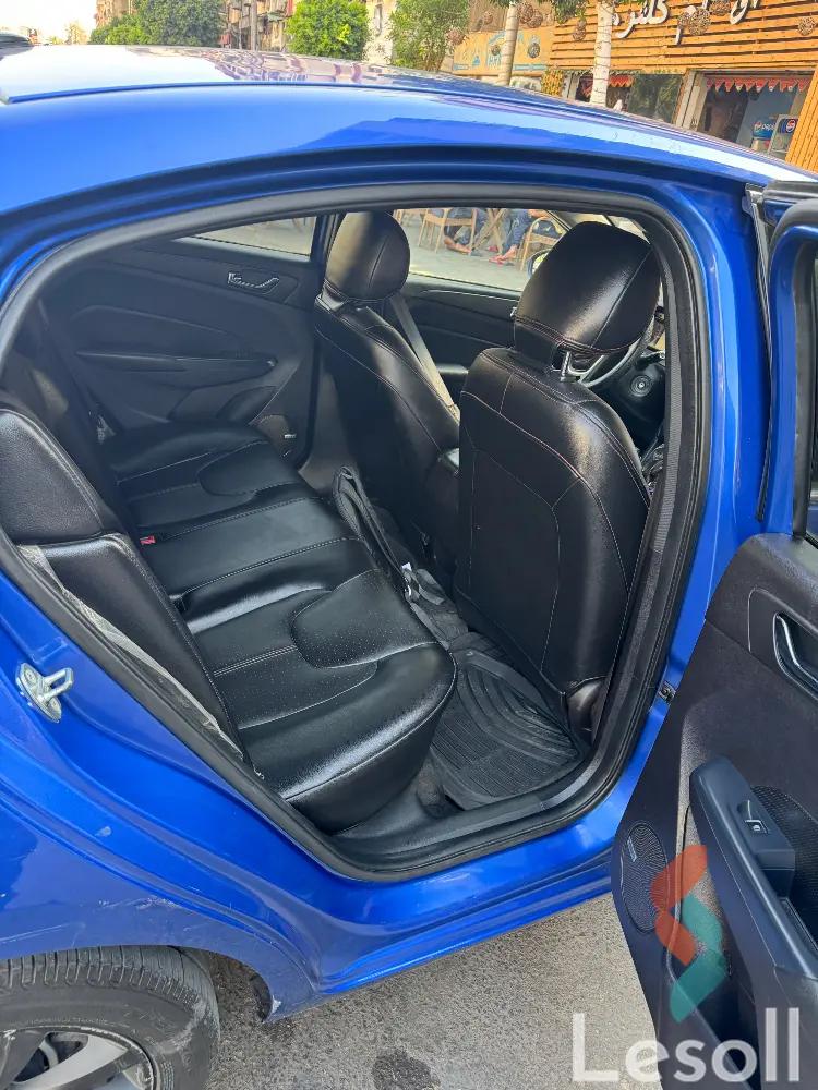 شيري أريزو 5 مانيوال مستعملة أزرق موديل 2021