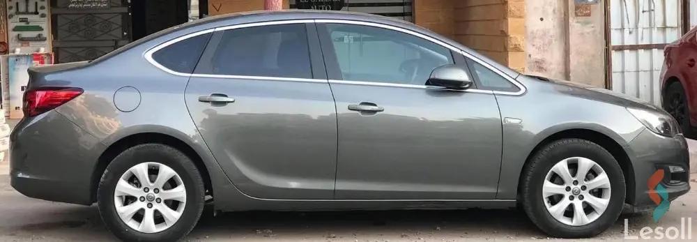 أوبل أسترا اوتوماتك مستعملة رمادي داكن موديل 2020