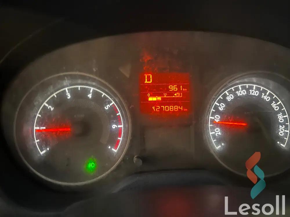 بيجو 301 اوتوماتك مستعملة أسود موديل 2014