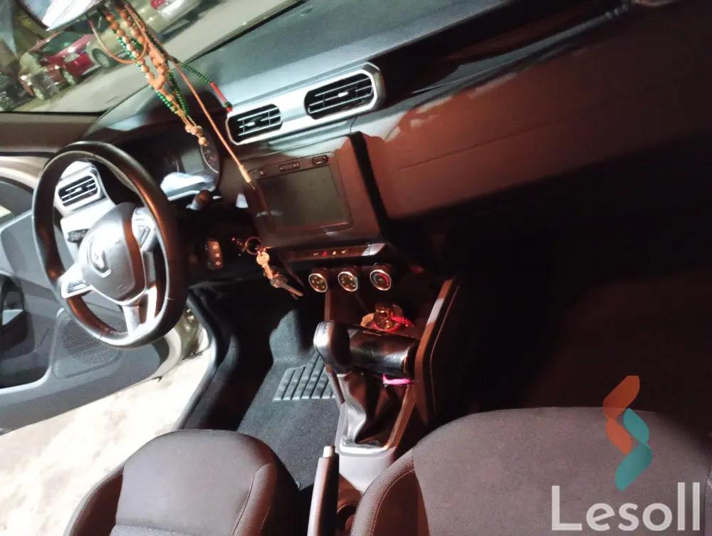 رينو دستر اوتوماتك مستعملة شمبان موديل 2020 - كل الصور