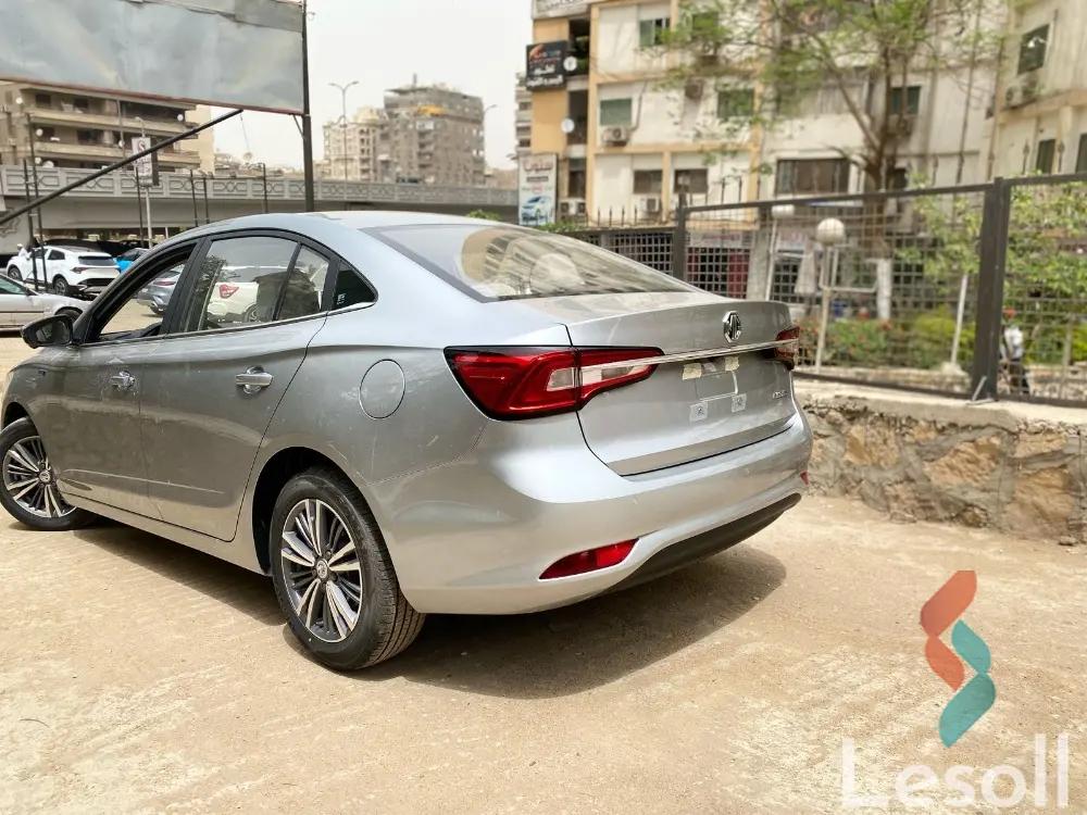 ام جى 5 اوتوماتك جديدة فضي موديل 2026