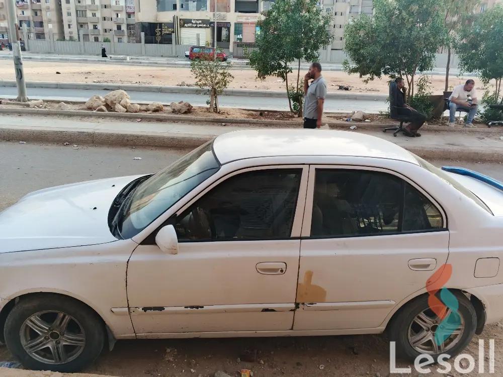 هيونداي فيرنا اوتوماتك مستعملة أبيض موديل 2008 - صورة 2