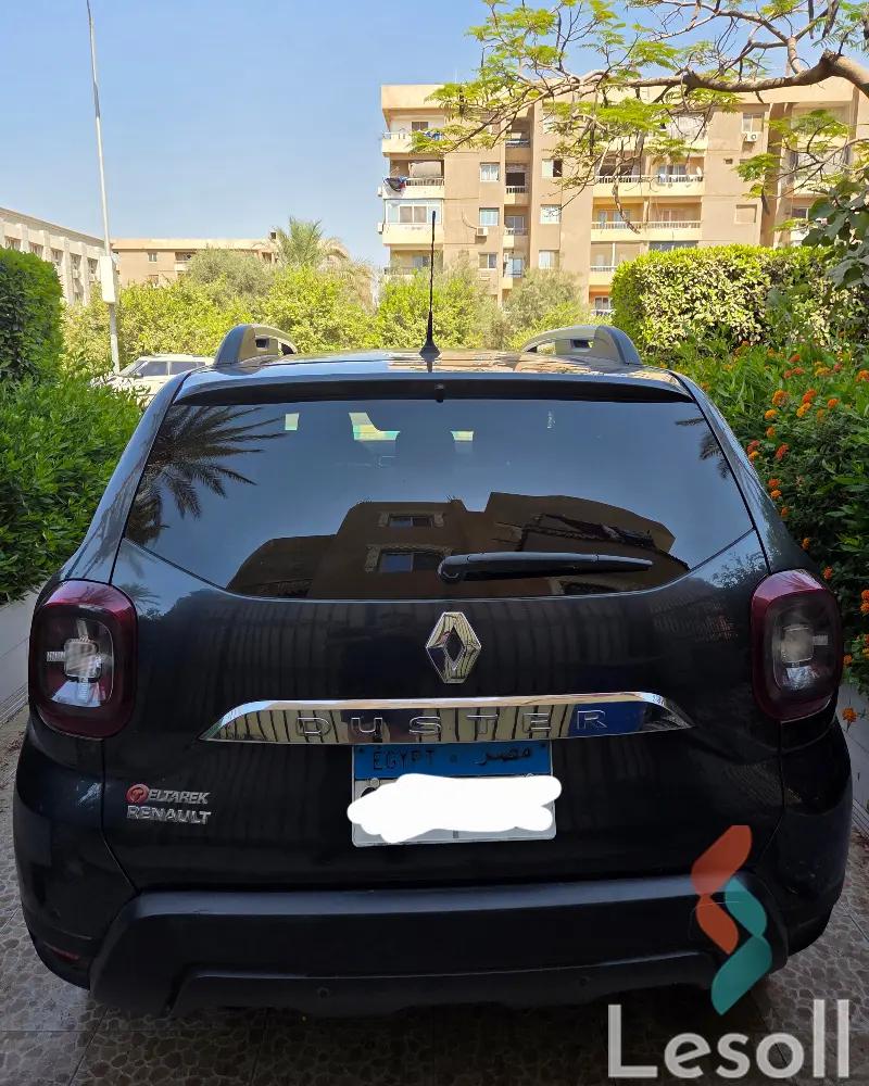 رينو دستر اوتوماتك مستعملة رمادي داكن موديل 2020 - الصورة الرئيسية