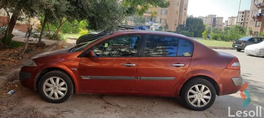رينو ميجان اوتوماتك مستعملة أحمر موديل 2006 - صورة 2