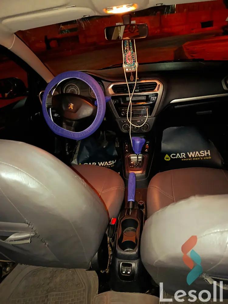 بيجو 301 اوتوماتك مستعملة أسود موديل 2015