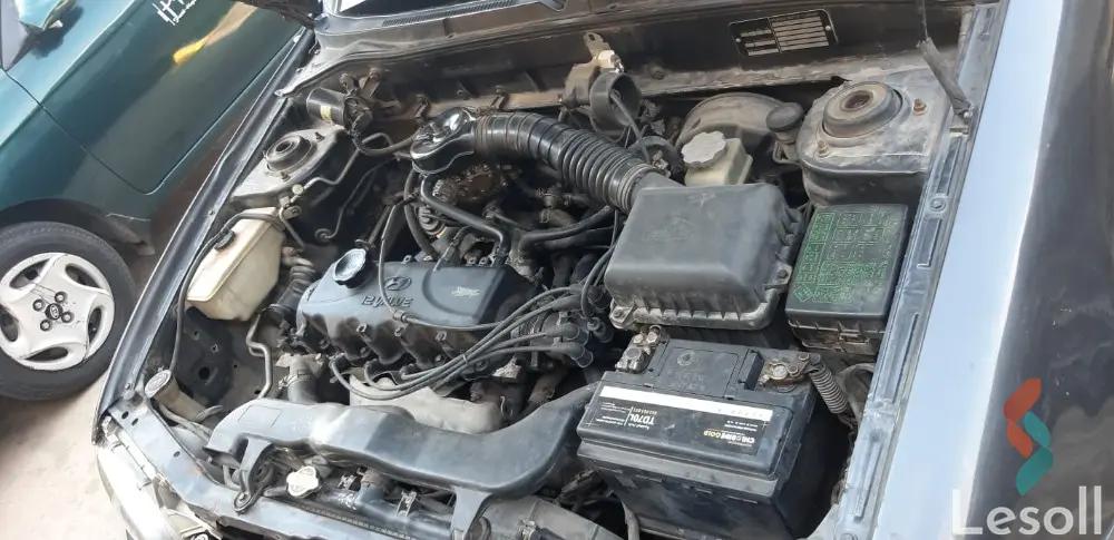 هيونداي أكسنت مانيوال مستعملة فضي موديل 1998