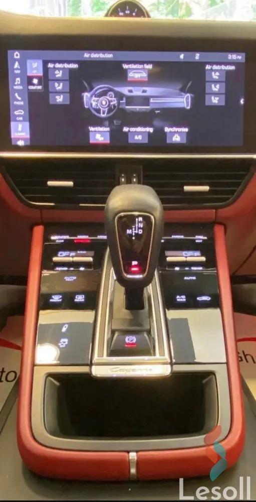 بورش كاين اوتوماتك مستعملة أبيض موديل 2021 - كل الصور