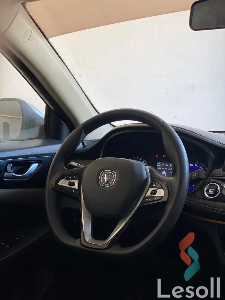 شانجان إيدو بلس اوتوماتك مستعملة أبيض موديل 2022 - صورة 3