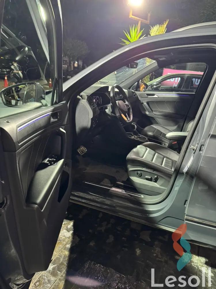 فولكس واجن تيغوان اوتوماتك مستعملة رمادي داكن موديل 2024