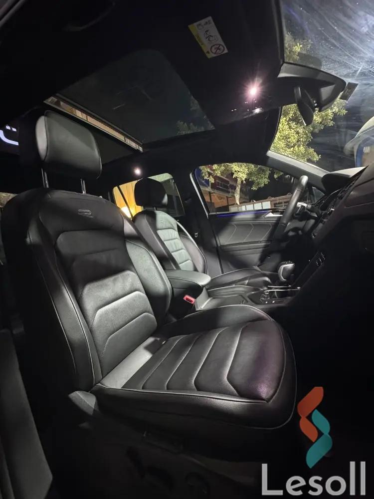 فولكس واجن تيغوان اوتوماتك مستعملة رمادي داكن موديل 2024