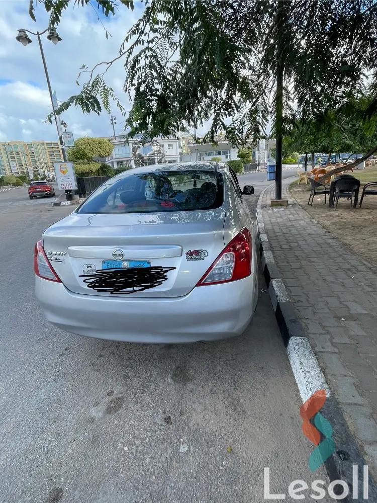 نيسان صني اوتوماتك مستعملة فضي موديل 2014