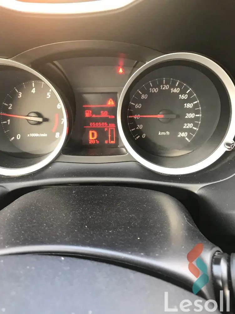 ميتسوبيشي لانسر اوتوماتك مستعملة أحمر موديل 2017