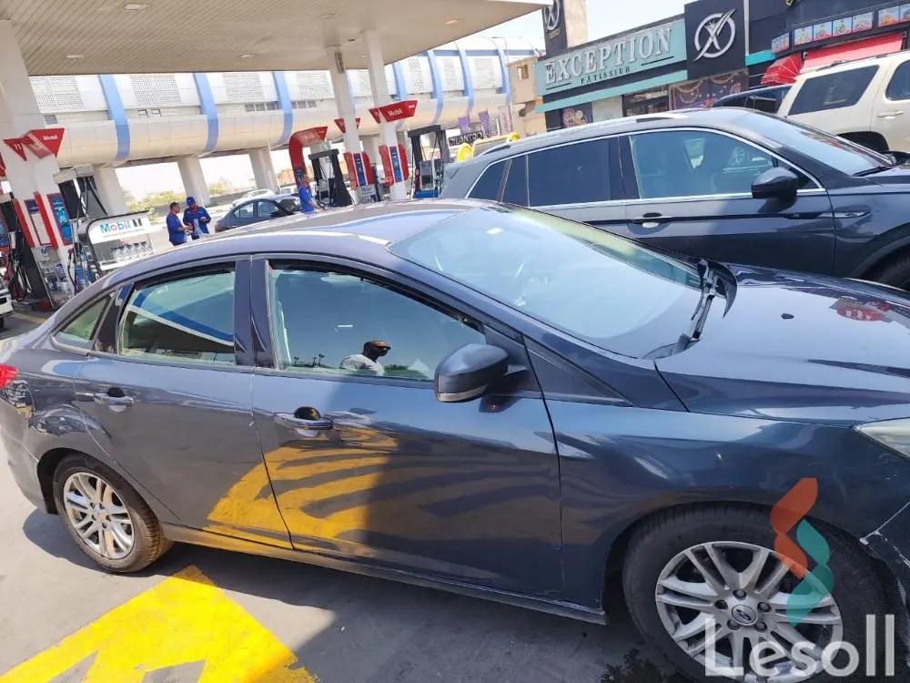 Ford focus automatic used blue model 2012 - Image 2