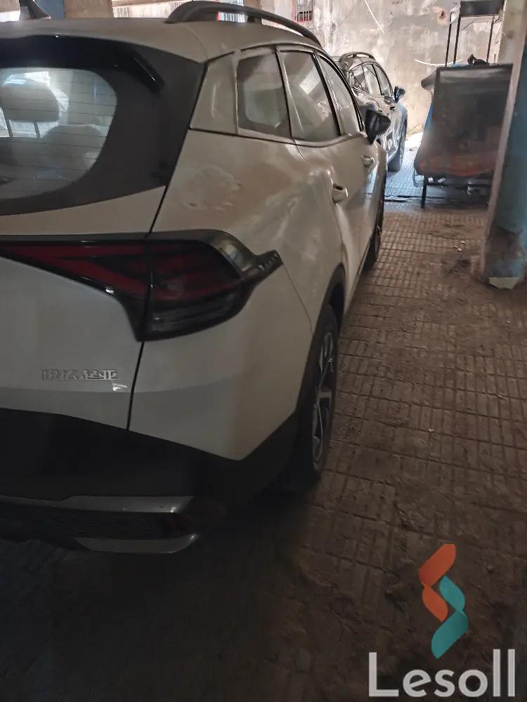 كيا سبورتاج مانيوال مستعملة أبيض موديل 2024